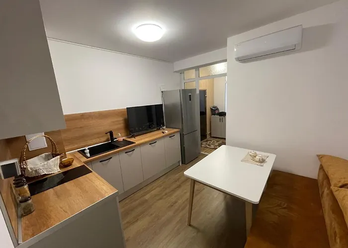 Апартамент Dety's